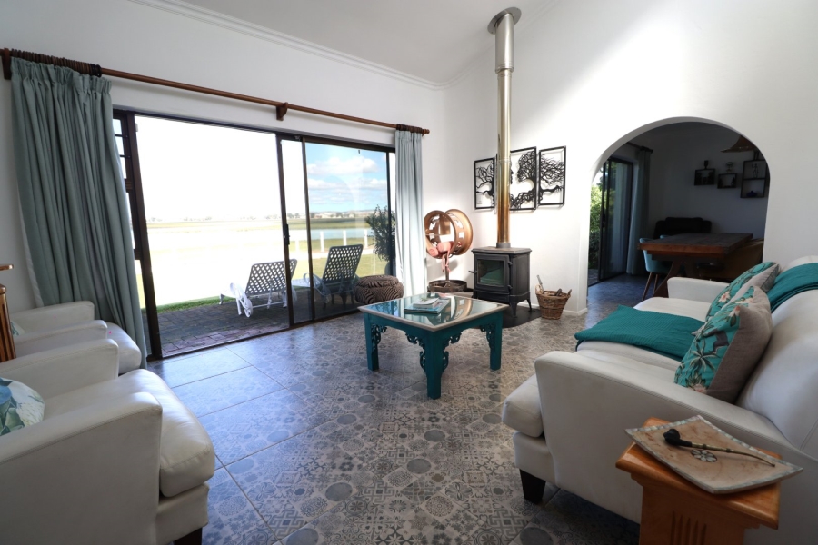 4 Bedroom Property for Sale in Amsterdamhoek Eastern Cape